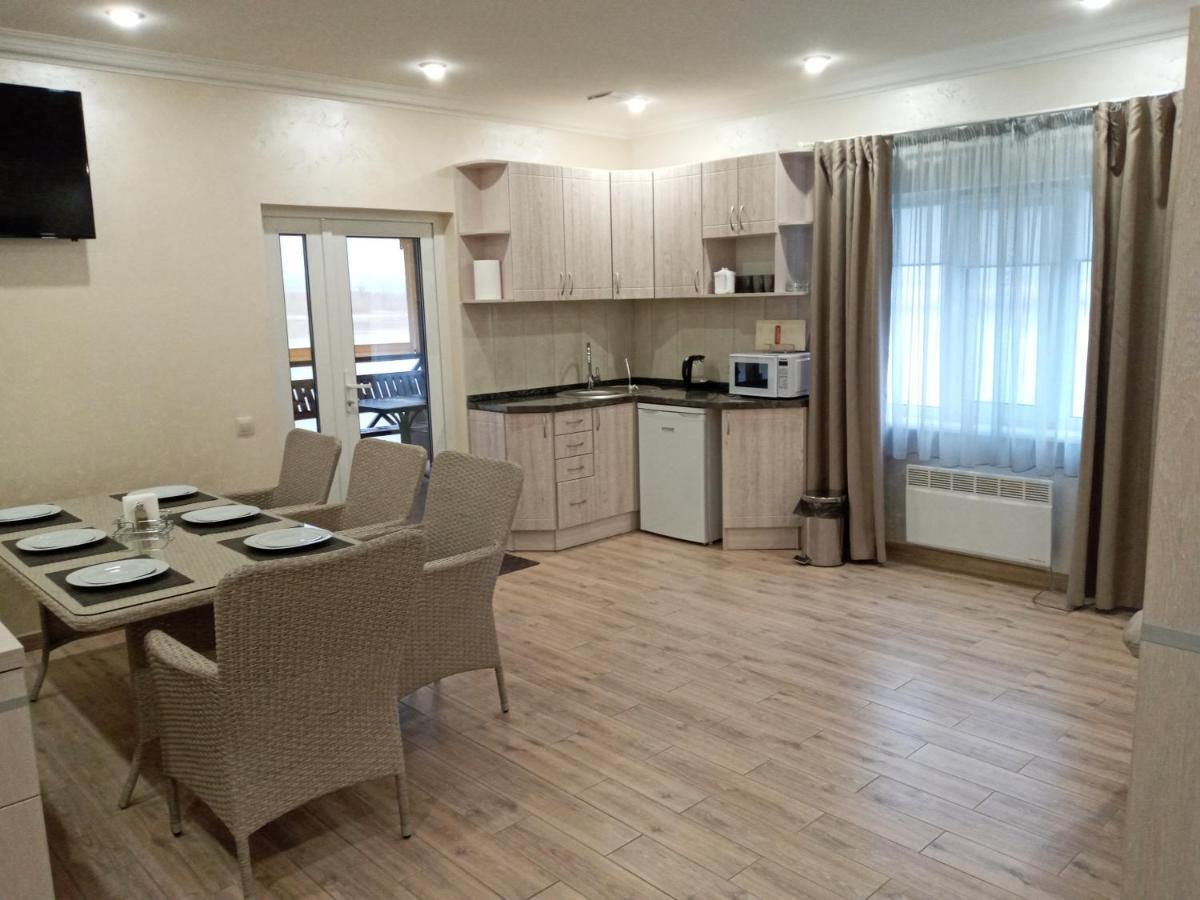 Hotel And Restaurant Complex Lubokray Pereyaslav-Khmelʼnytsʼkyy 外观 照片